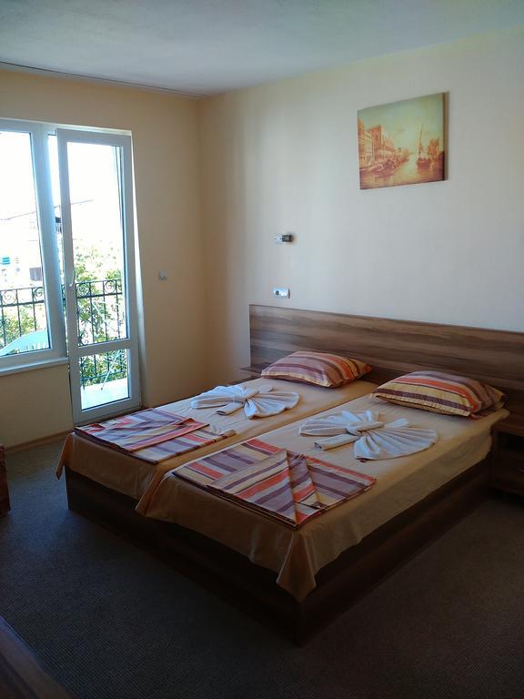 Fits Guest House Primorsko Luaran gambar